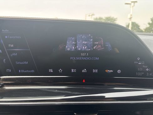 Used 2023 Cadillac Escalade Sport AWD/4WD image 17