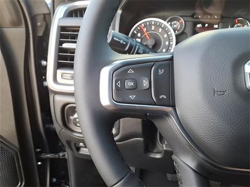 New 2026 RAM 1500 4x4 Crew Cab image 15
