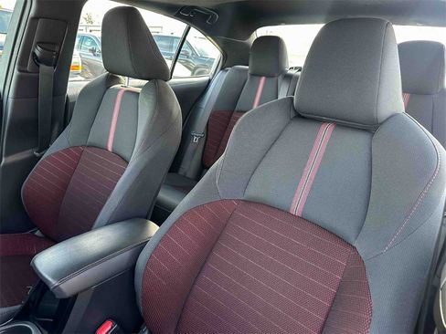 Used 2024 Toyota Corolla SE image 14
