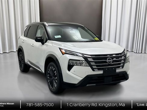 New 2026 Nissan Rogue Platinum w/ Platinum Premium Package image 3
