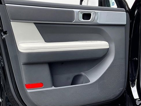 Used 2026 Hyundai Santa Fe SEL image 23