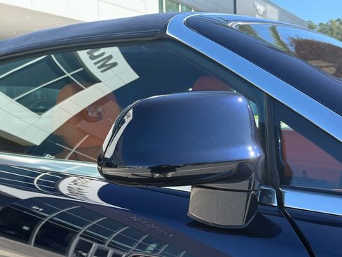 Used 2018 Rolls-Royce Dawn image 23