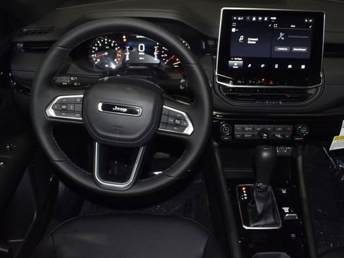 New 2026 Jeep Compass Latitude w/ Sun and Sound Group image 13