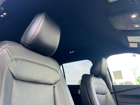 Certified 2020 Ford Explorer XLT w/ Equipment Group 202A image 19