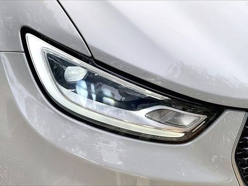 Used 2021 Chrysler Pacifica Pinnacle image 28