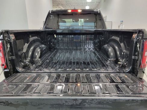 New 2026 RAM 1500 Big Horn w/ Night Edition image 7