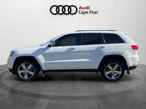 Used 2014 Jeep Grand Cherokee Limited w/ Luxury Group II AWD/4WD image 2