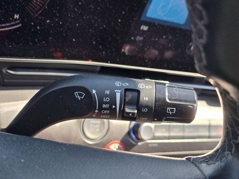 Used 2025 Hyundai Kona SEL FWD image 22