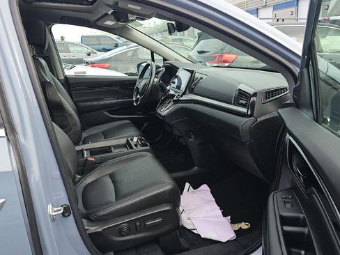 Used 2023 Honda Odyssey Touring image 6