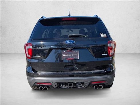 Used 2018 Ford Explorer Sport image 7