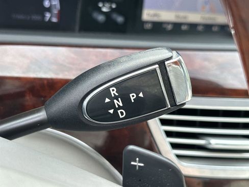 Used 2010 Mercedes-Benz S 550 image 18