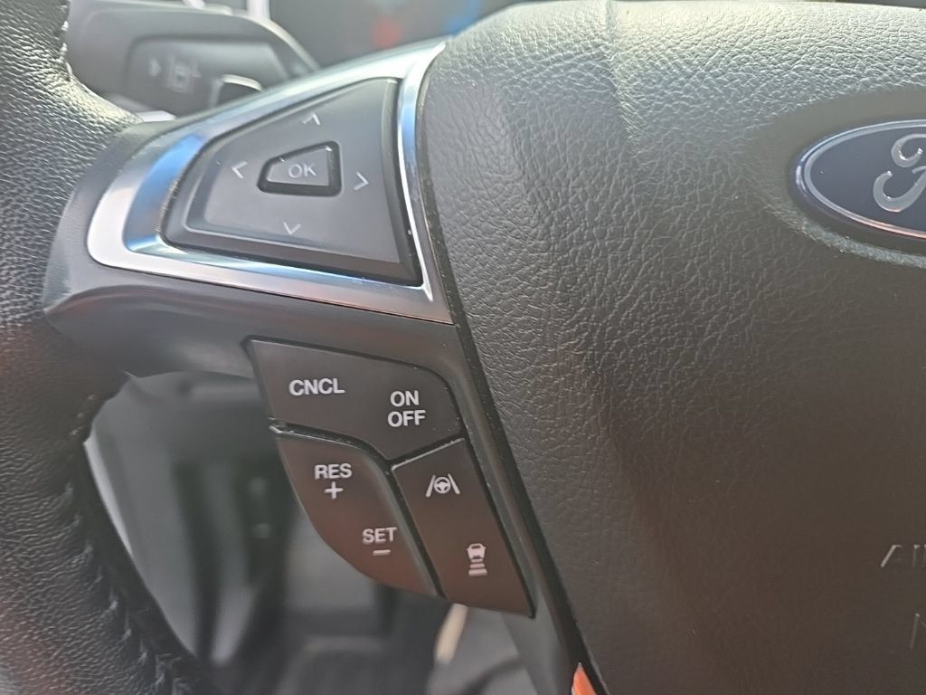Used 2020 Ford Edge Titanium w/ Equipment Group 301A AWD/4WD image 12