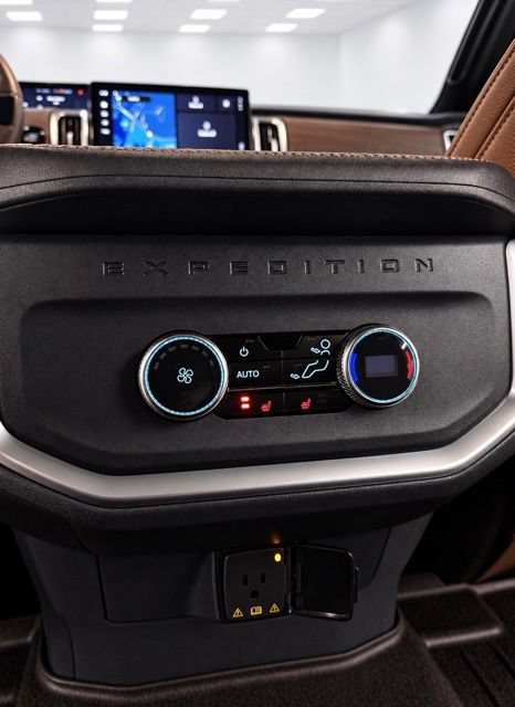 Used 2026 Ford Expedition King Ranch AWD/4WD image 56