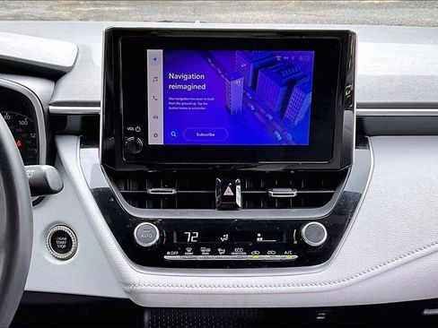 Used 2023 Toyota Corolla SE image 9