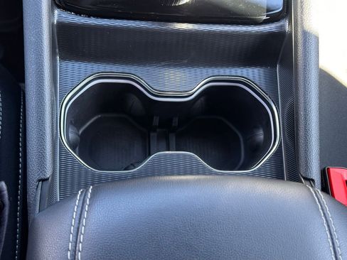 Used 2025 Jeep Grand Cherokee Laredo X image 30