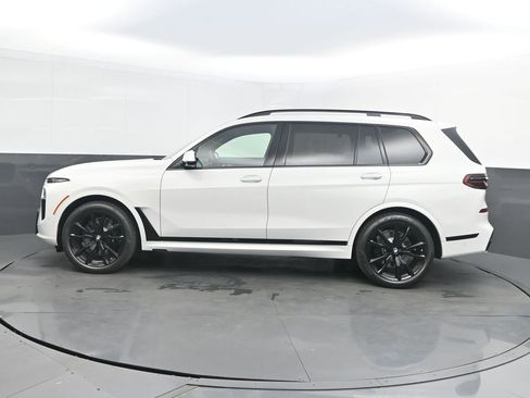 New 2026 BMW X7 xDrive40i w/ M Sport Package image 2