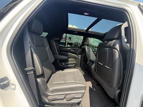 Used 2023 Cadillac Escalade Premium Luxury w/ LPO, Radiant Package AWD/4WD image 22