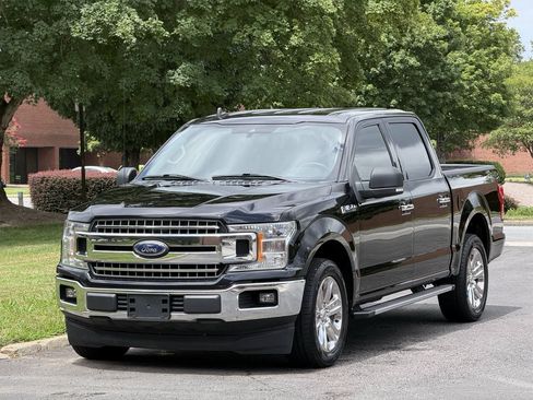 Used 2019 Ford F150 XLT w/ Equipment Group 302A Luxury RWD image 2