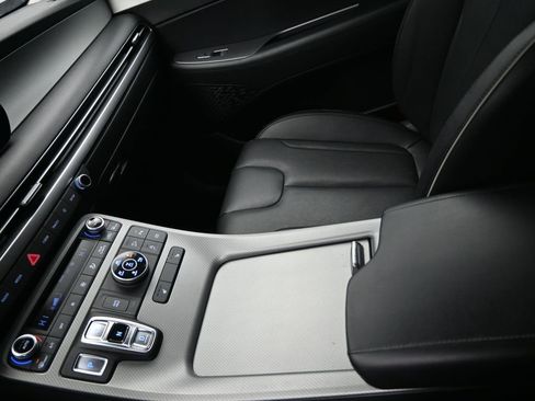 Used 2025 Hyundai Palisade SEL image 18