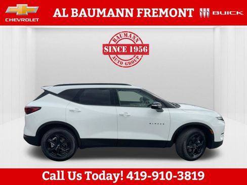 Used 2024 Chevrolet Blazer LT w/ Midnight/Sport Edition image 4