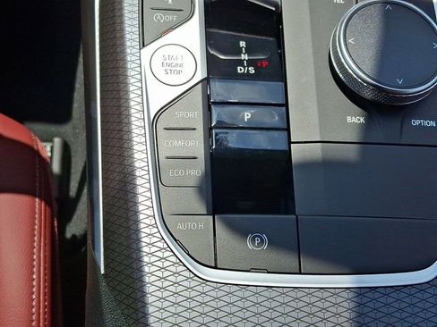 Certified 2025 BMW 330i xDrive Sedan w/ Premium Package image 22