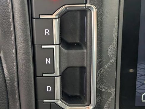 Certified 2024 GMC Yukon XL Denali AWD/4WD image 26