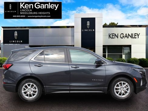 Used 2023 Chevrolet Equinox LT image 8