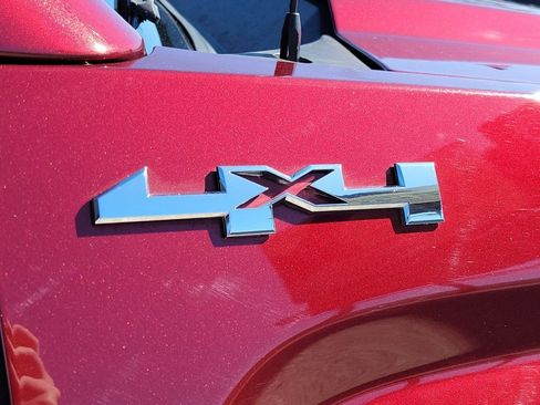 Used 2017 GMC Sierra 1500 SLT w/ SLT Premium Package image 6