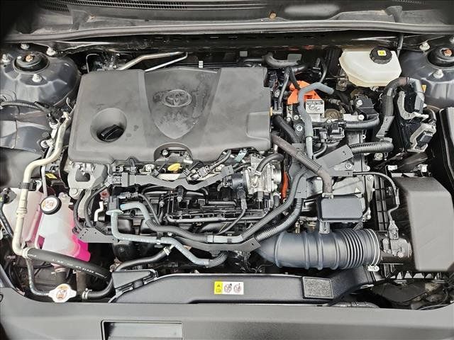 Used 2025 Toyota Camry LE FWD image 28