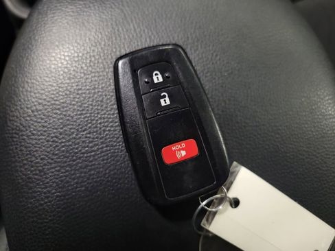 Used 2024 Toyota RAV4 XLE AWD/4WD image 16