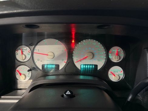 Used 2005 Dodge Ram 3500 Truck SLT AWD/4WD image 12