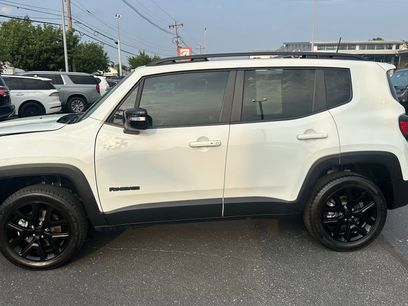 Used 2022 Jeep Renegade Altitude w/ Sun/Sound Group
