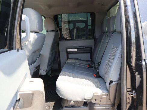 Used 2014 Ford F250 XLT w/ XLT Premium Package AWD/4WD image 12