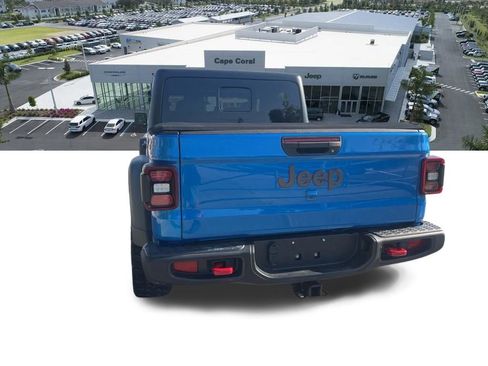Certified 2022 Jeep Gladiator Rubicon w/ Cold Weather Group AWD/4WD image 20
