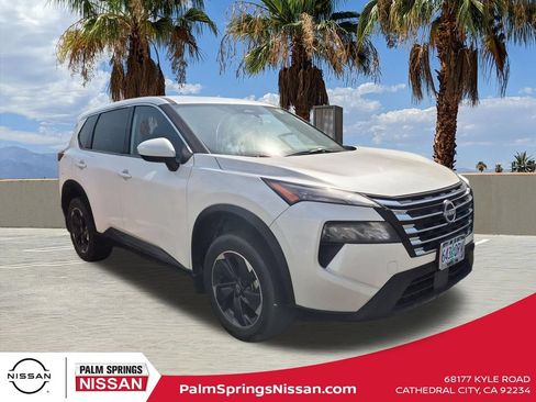 Used 2024 Nissan Rogue SV FWD image 1