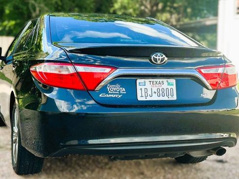 Used 2017 Toyota Camry SE FWD image 13