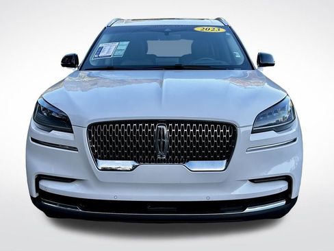Used 2023 Lincoln Aviator Reserve w/ Equipment Group 201A image 2