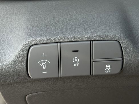 New 2026 Hyundai Elantra SE FWD image 23