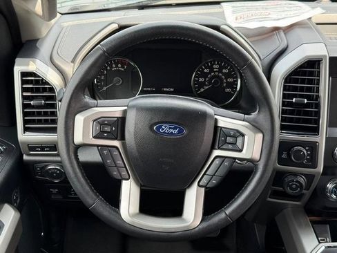 Used 2020 Ford F150 Lariat w/ Equipment Group 502A Luxury AWD/4WD image 13