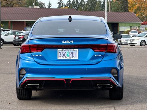 Used 2023 Kia Forte GT w/ GT2 Package image 4