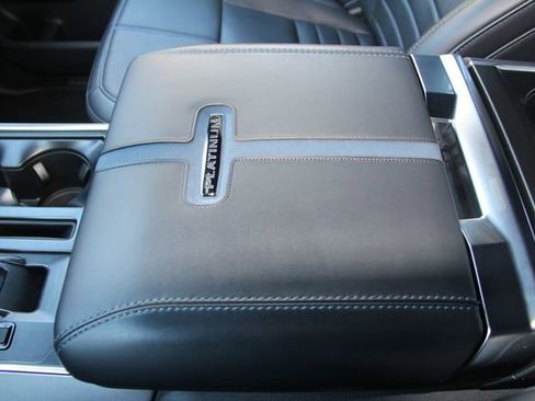 Used 2025 Ford F150 Platinum image 41