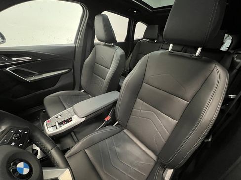 Used 2025 BMW X1 xDrive28i w/ Convenience Package image 11