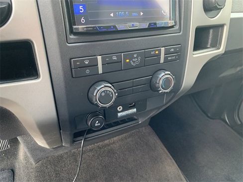 Used 2011 Ford F150 XLT w/ XLT Convenience Pkg image 24