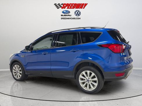 Used 2019 Ford Escape SEL FWD image 9