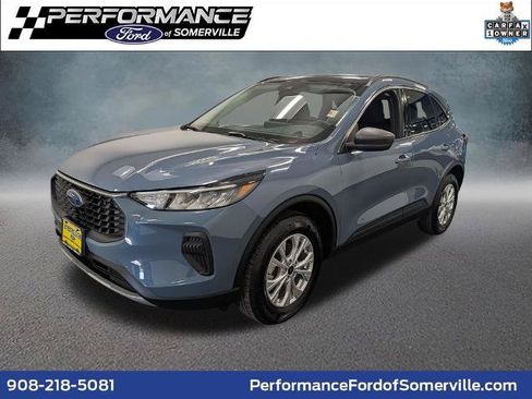 Certified 2023 Ford Escape Active w/ Tech Pack #1 AWD/4WD image 1