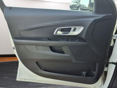 Certified 2015 Chevrolet Equinox LT w/ Driver Convenience Package image 16