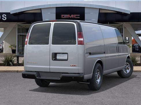 New 2026 GMC Savana 2500 image 4