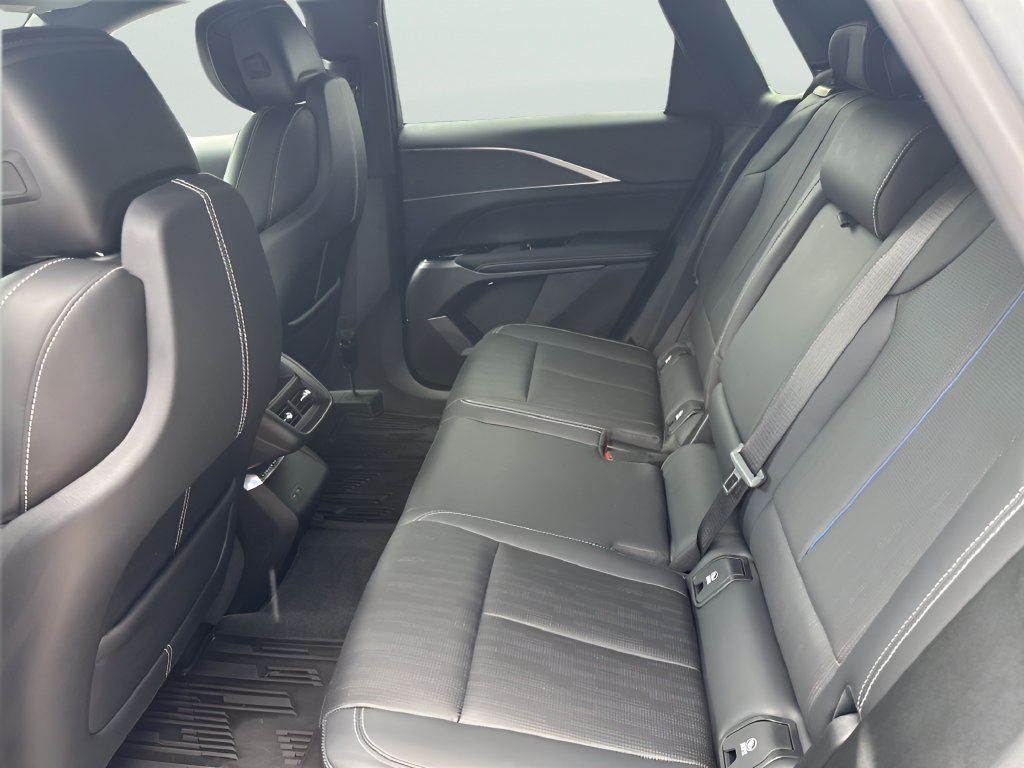 Certified 2024 Cadillac Lyriq Sport RWD image 32