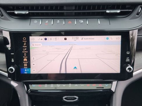 New 2026 Jeep Grand Cherokee L Limited image 12