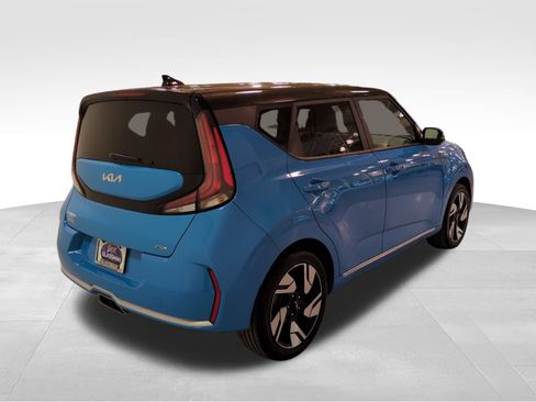 Certified 2023 Kia Soul GT-Line image 4